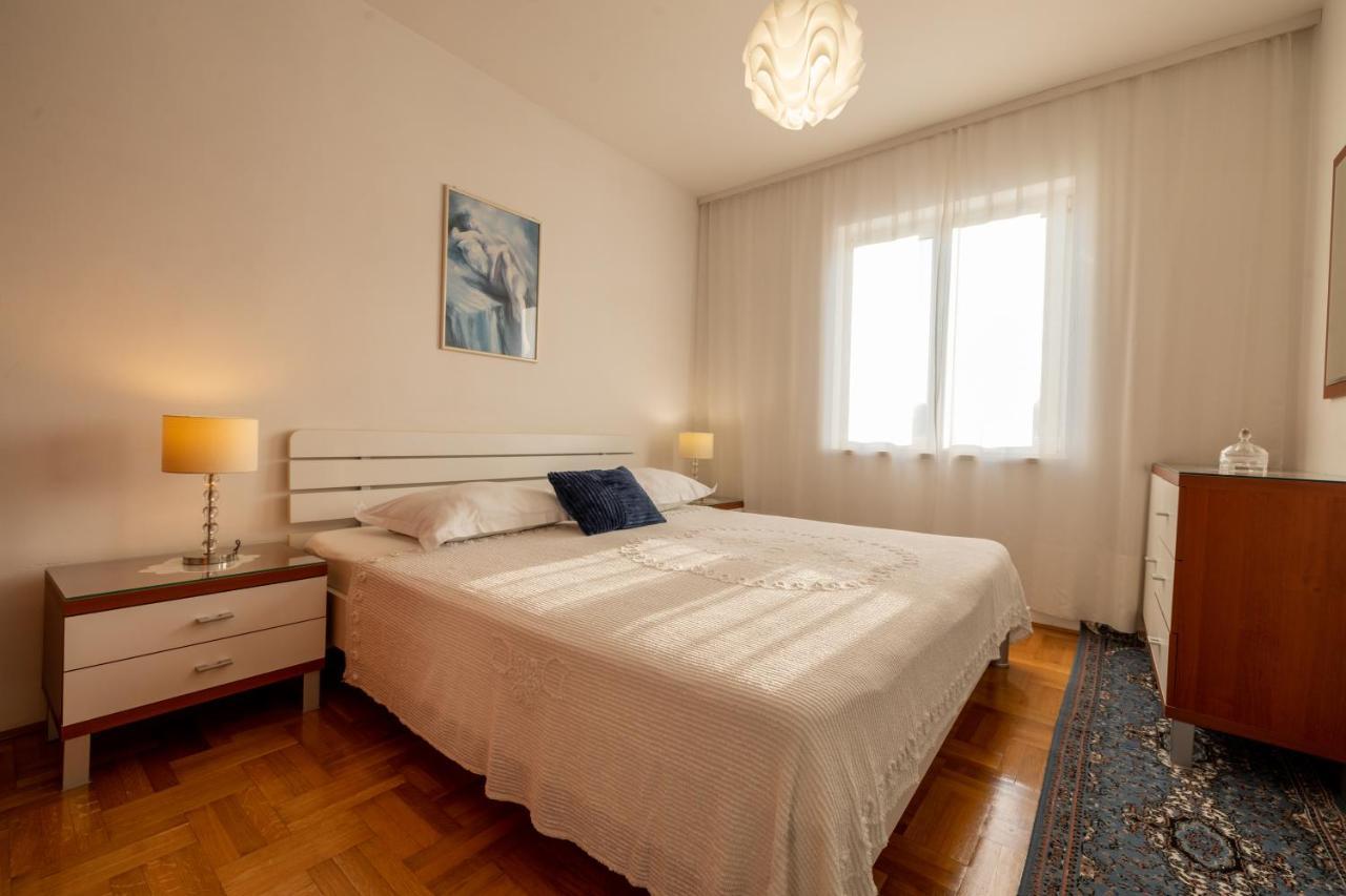 Apartments Antunovic Makarska Exterior foto